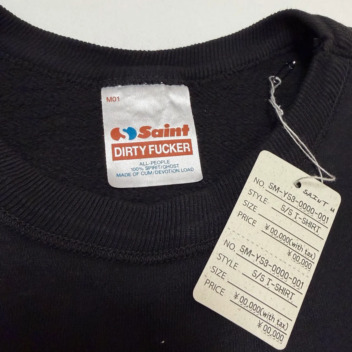 SAINT Mxxxxxx CRW NECK SWET/SAINT SPORT/BLK Colorful Gradient SAINT Round Neck Sweatshirt Black S-XL Original 420g David's Cloth Light Fleece Genuine Plate Main Mark Washing Mark and Other Accessories Complete and Correct Correct Level of Printing Technology Natural Gradient Transition Original Loose Fit Comfortable and Easy to Wear